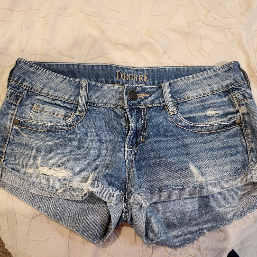 Decree Women's Blue Denim Shorts